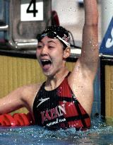 Hagiwara wins women's 100-meter backstroke